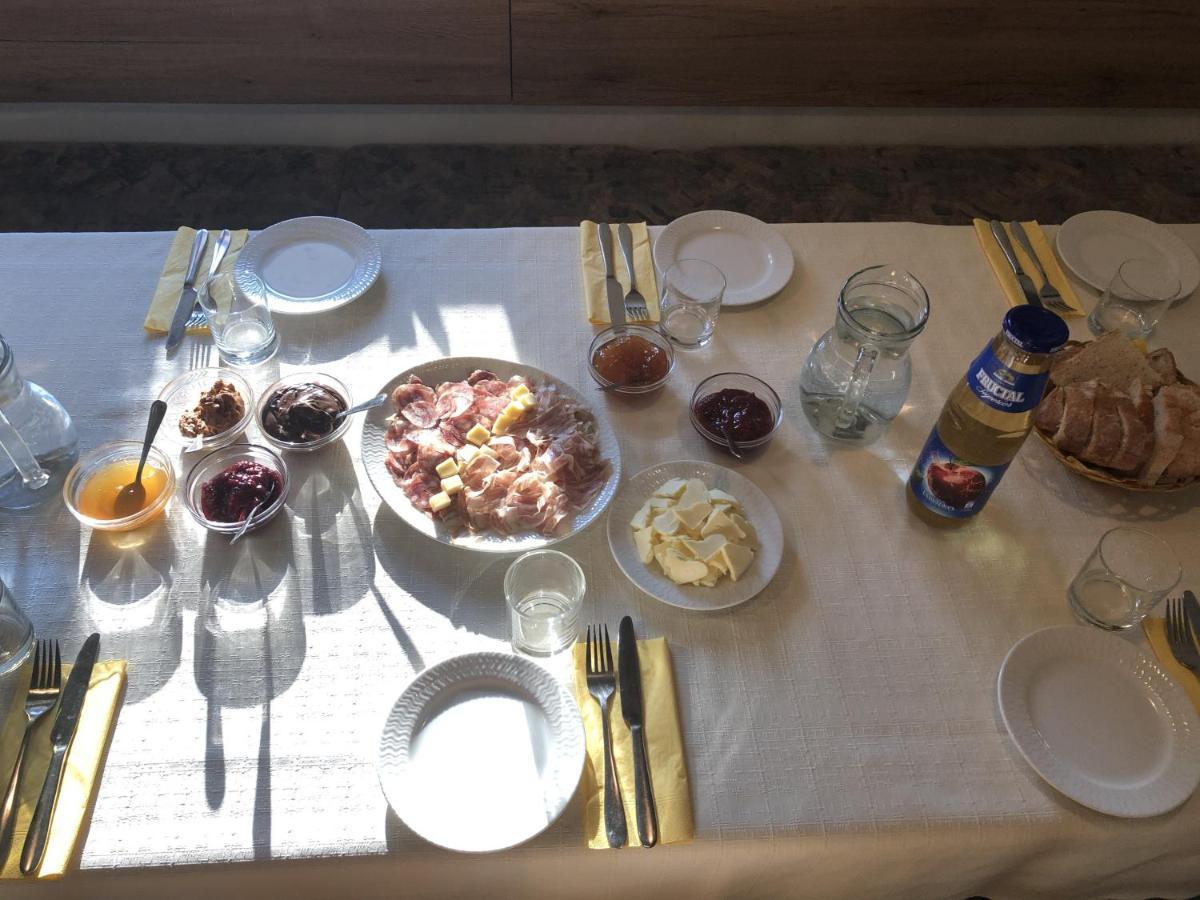 Farm Stay Zurej Sentjur Ruang foto