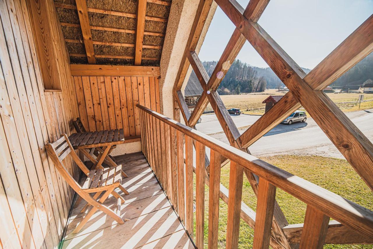 Farm Stay Zurej Sentjur Bagian luar foto