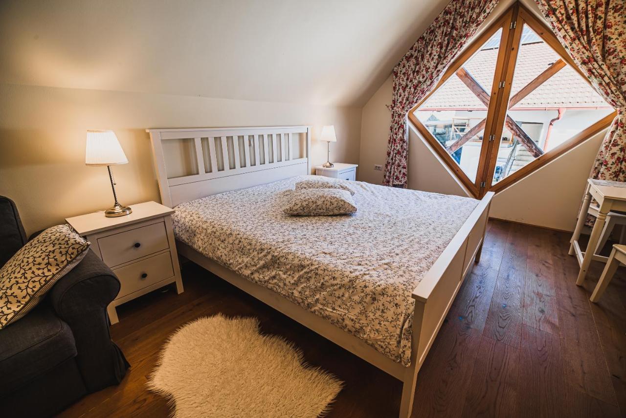 Farm Stay Zurej Sentjur Bagian luar foto