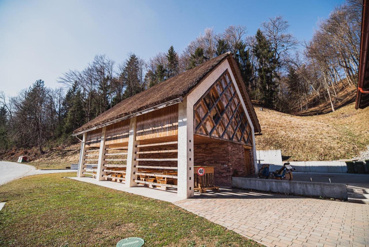 Farm Stay Zurej Sentjur Bagian luar foto