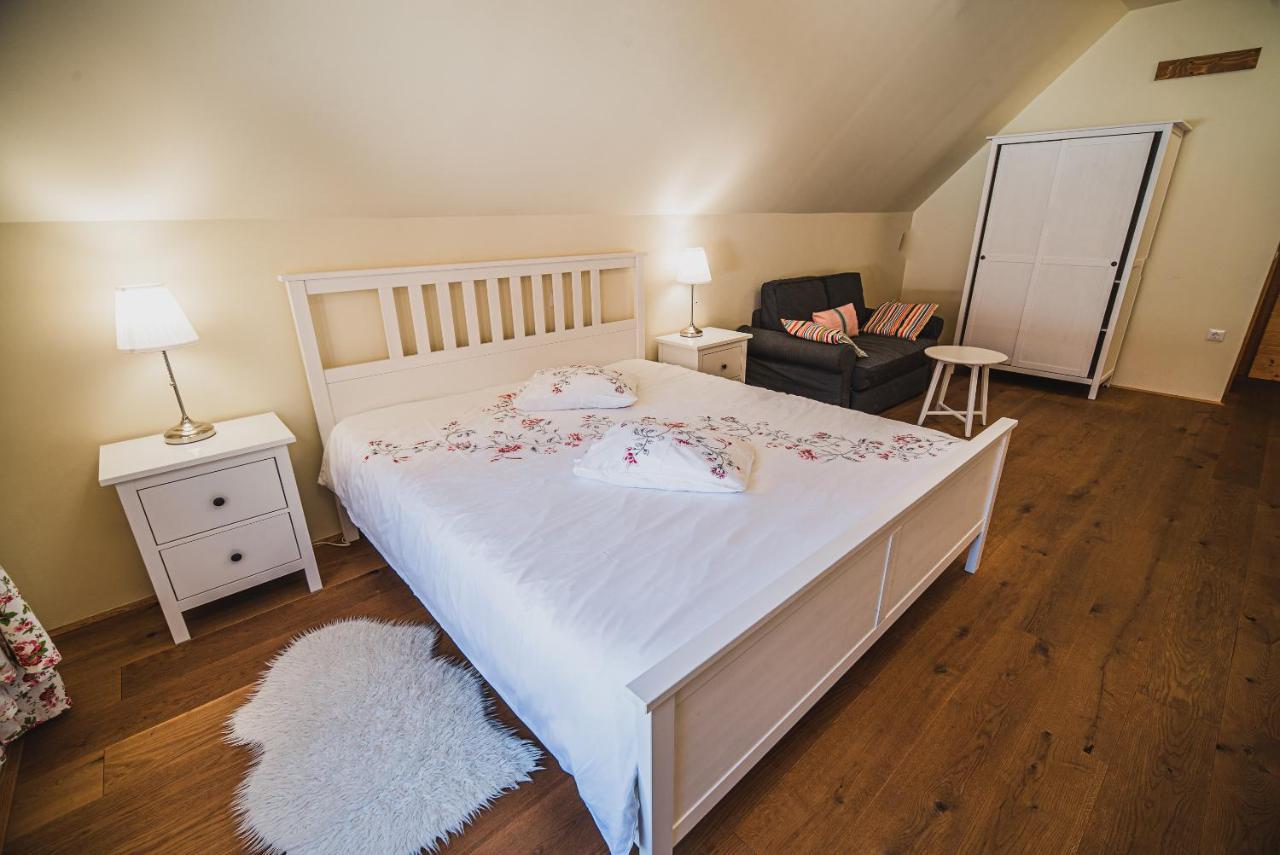 Farm Stay Zurej Sentjur Bagian luar foto